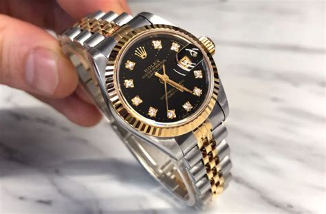 is it illegal to give away fake rolexes|why are rolex copies legal.